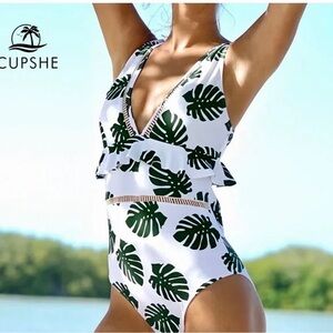 Cupshe One Piece Ruffled Swimsuit